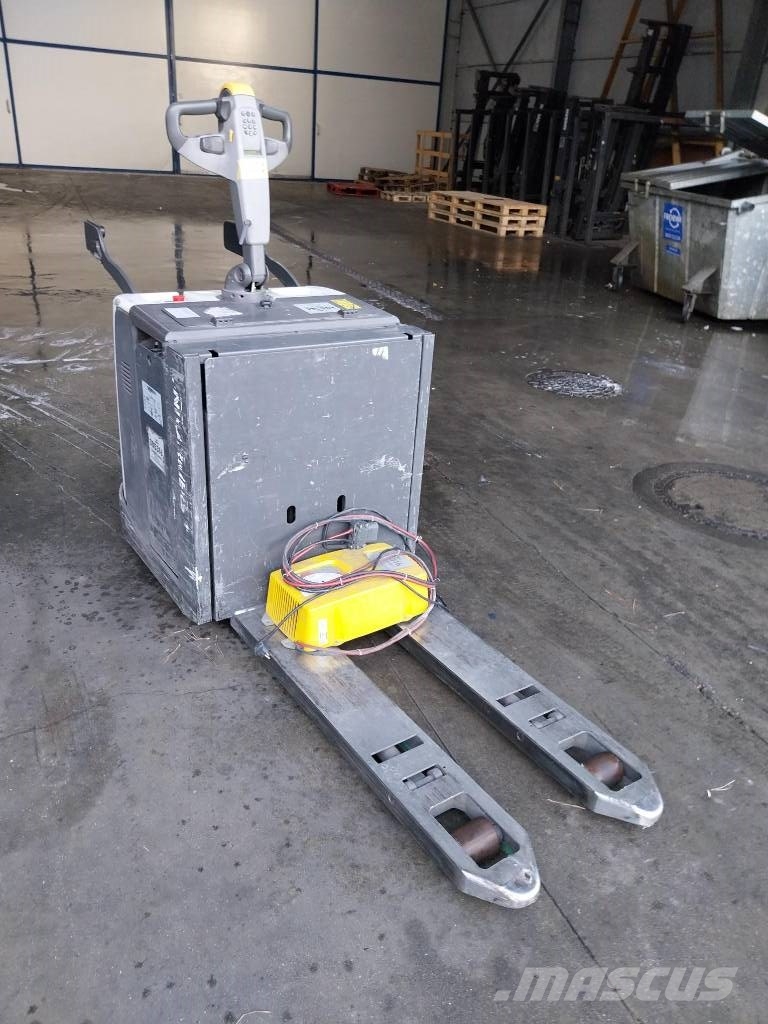 UniCarriers PMR 200 Gabelstapler mit Fahrerstand