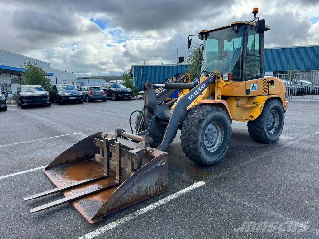 Volvo L30 - inkl skopa & gaffelställ Rataslaadurid