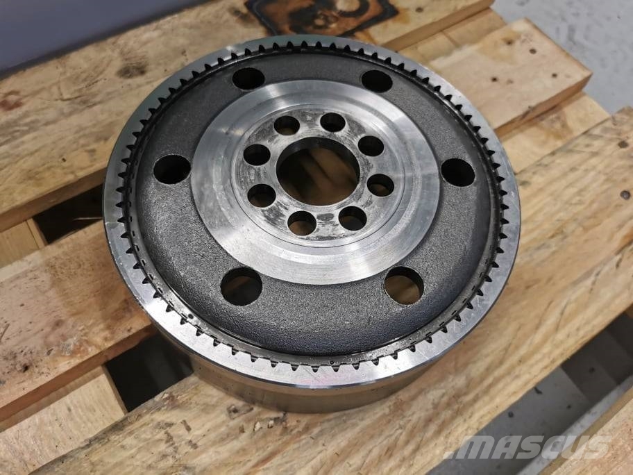 Manitou MRT 2145 {Clark-hurth} portal axle Axles