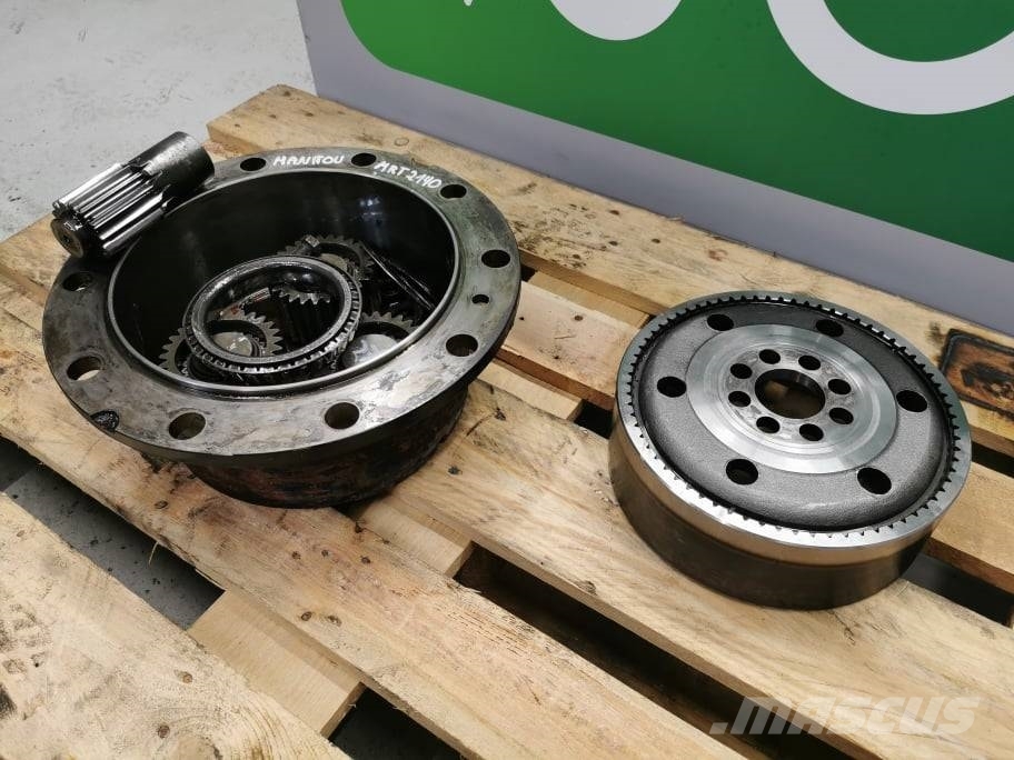 Manitou MRT 2145 {Clark-hurth} portal axle Axles