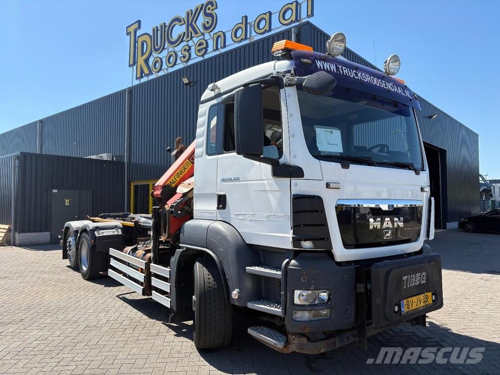 MAN TGS 26.320 + 6x4 FRONT TRACTION + STEERING/LIFT AX Grúas todo terreno