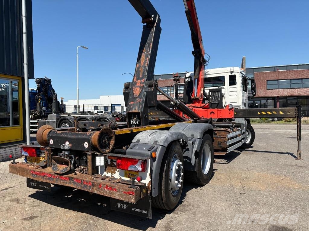 MAN TGS 26.320 + 6x4 FRONT TRACTION + STEERING/LIFT AX Grúas todo terreno
