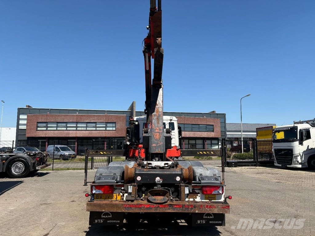MAN TGS 26.320 + 6x4 FRONT TRACTION + STEERING/LIFT AX Grúas todo terreno
