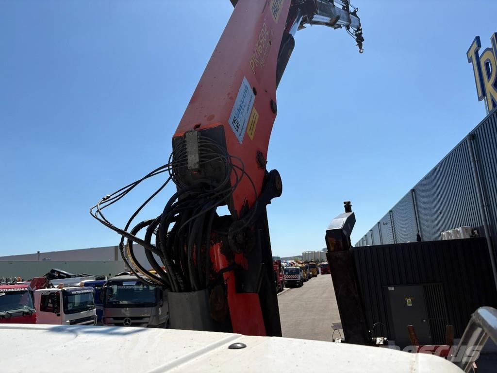 MAN TGS 26.320 + 6x4 FRONT TRACTION + STEERING/LIFT AX Grúas todo terreno