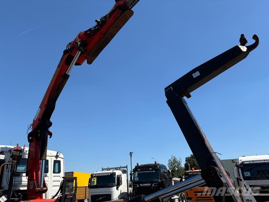 MAN TGS 26.320 + 6x4 FRONT TRACTION + STEERING/LIFT AX Grúas todo terreno
