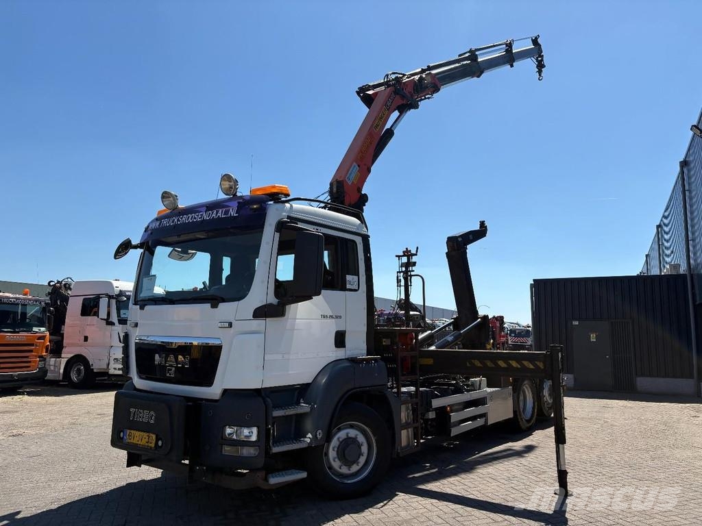 MAN TGS 26.320 + 6x4 FRONT TRACTION + STEERING/LIFT AX Grúas todo terreno