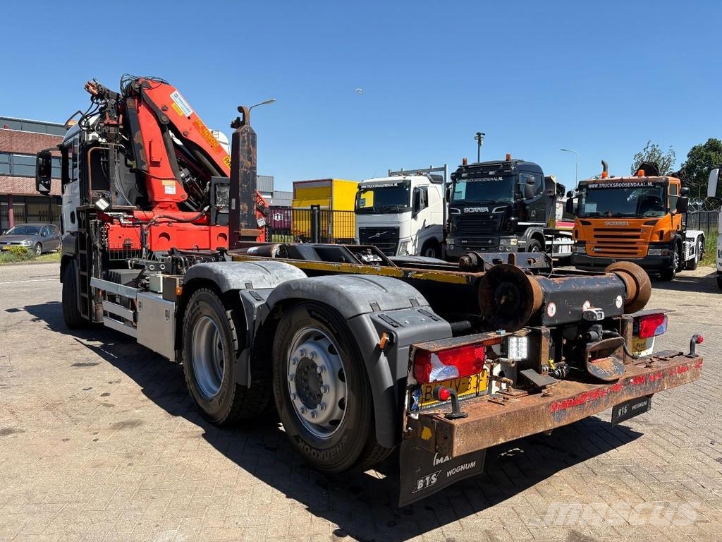 MAN TGS 26.320 + 6x4 FRONT TRACTION + STEERING/LIFT AX Grúas todo terreno