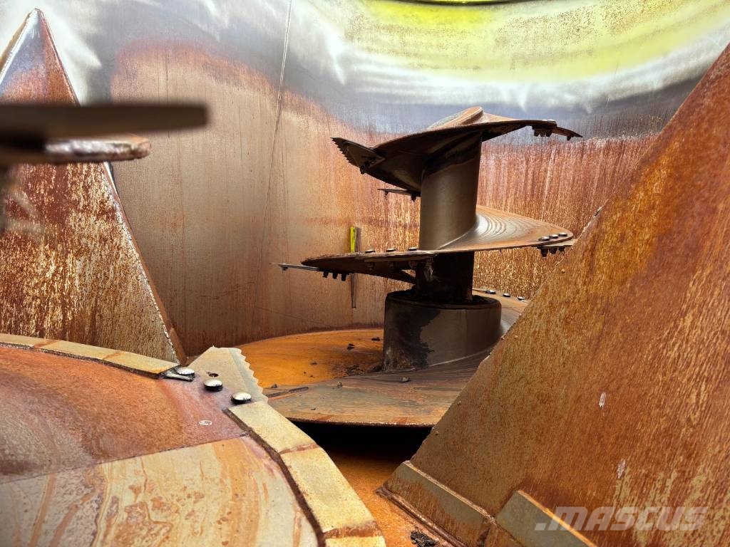 Storti T2-240 علافات ماشية