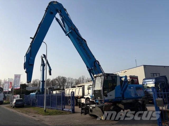 Sennebogen 825E Matrial Handler 825E Waste / industry handlers