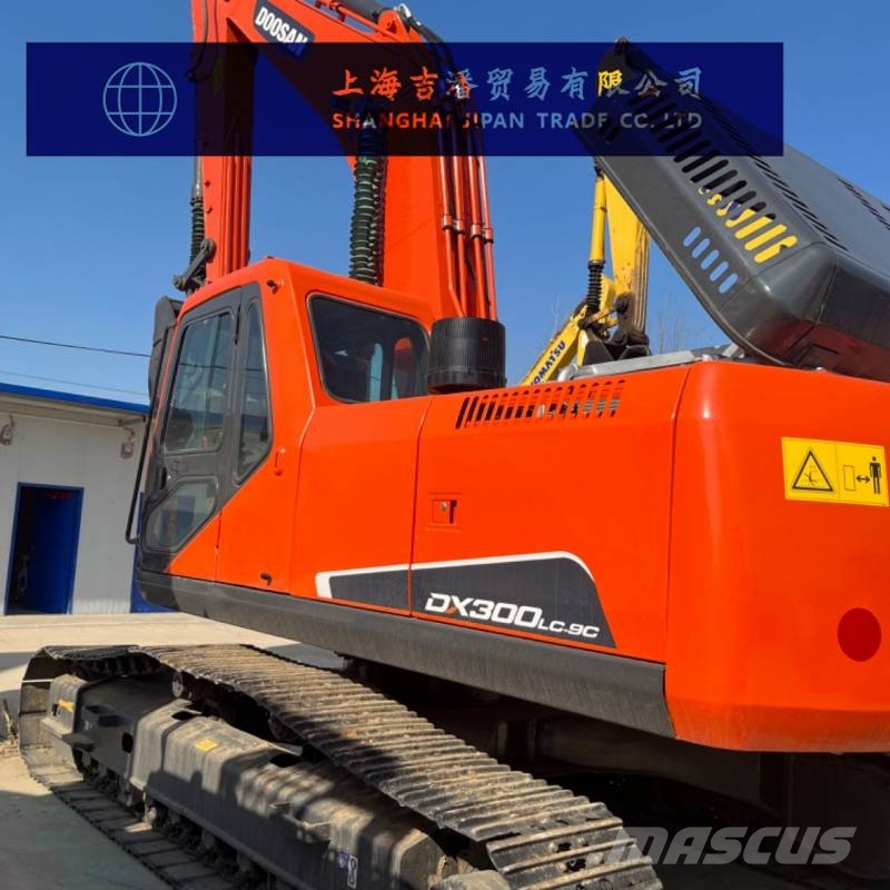 Doosan DX 300 Excavatoare pe șenile