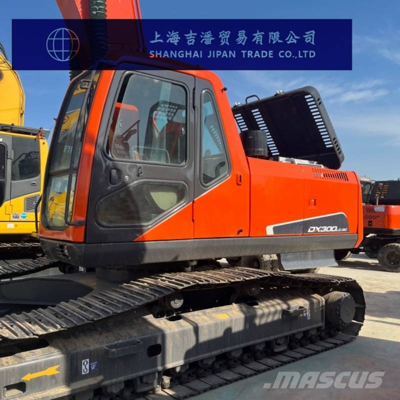 Doosan DX 300 Excavatoare pe șenile