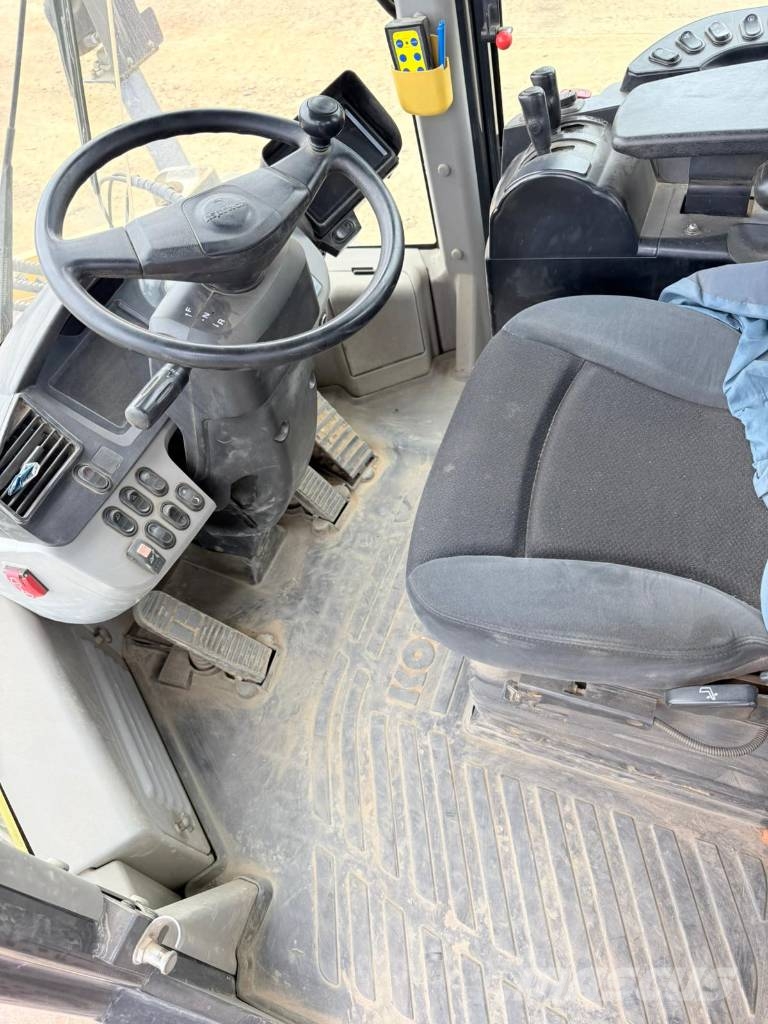 Komatsu WA380-8EO Chargeuse sur pneus