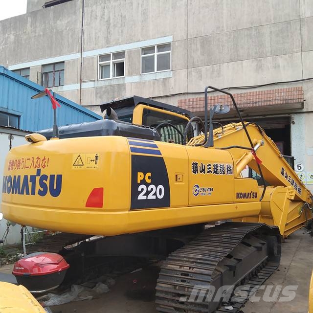 Komatsu PC 220 LC 大型油圧ショベル12t以上（パワーショベル・ユンボ）