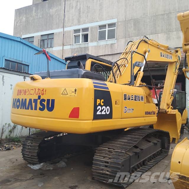 Komatsu PC 220 LC 大型油圧ショベル12t以上（パワーショベル・ユンボ）