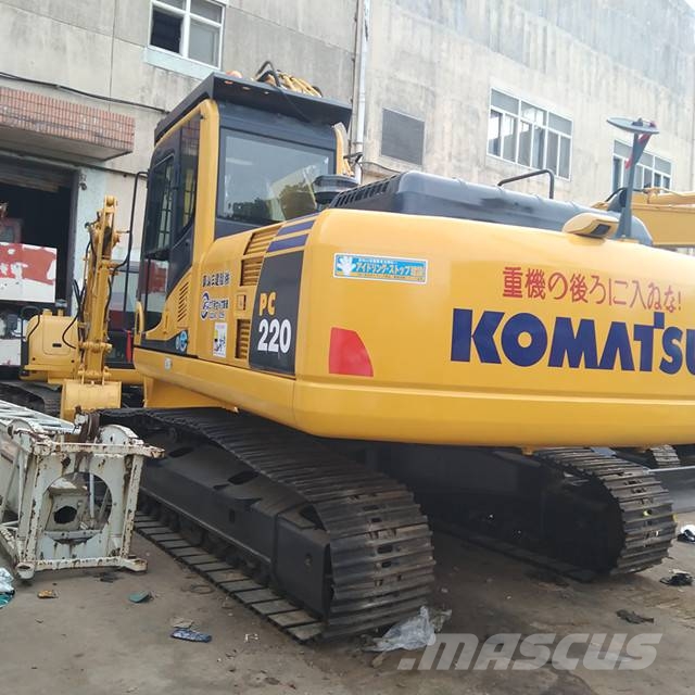 Komatsu PC 220 LC 大型油圧ショベル12t以上（パワーショベル・ユンボ）