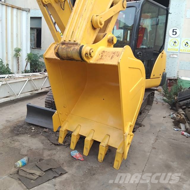 Komatsu PC 220 LC 大型油圧ショベル12t以上（パワーショベル・ユンボ）