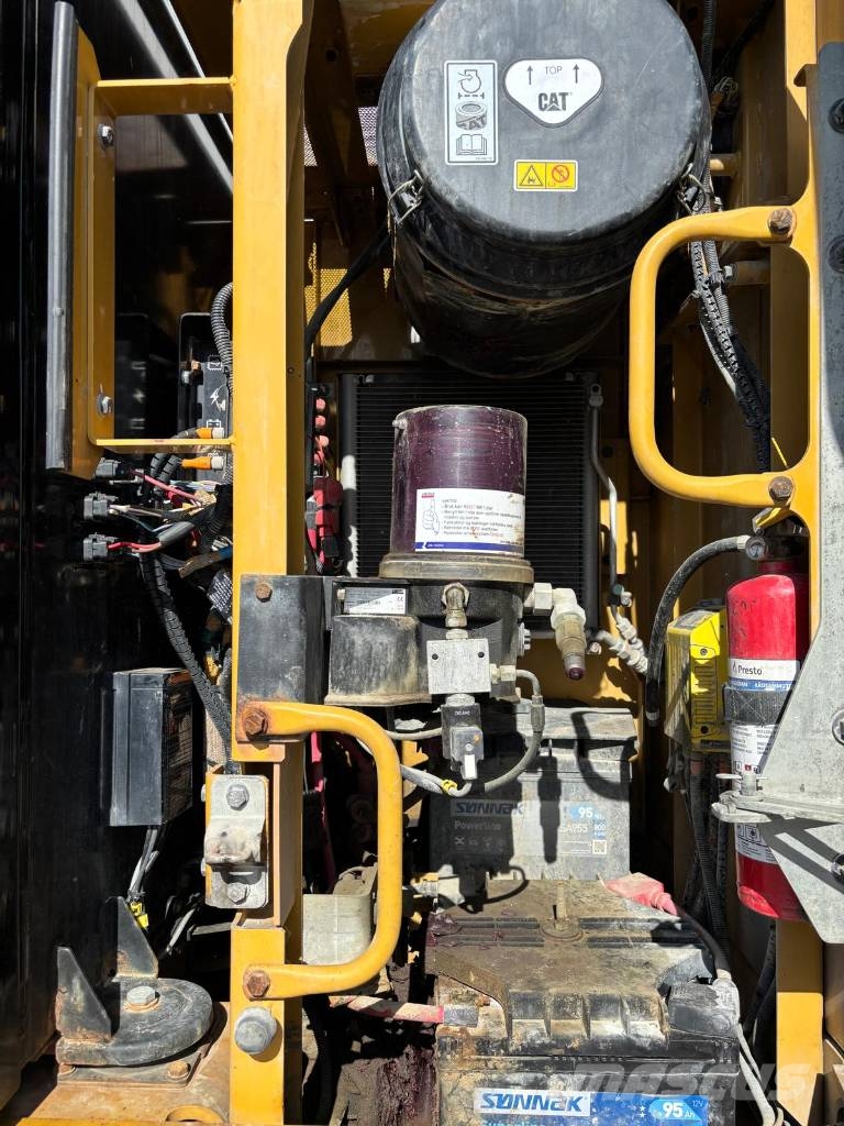 CAT 330 FL (Leica GPS) Crawler excavators