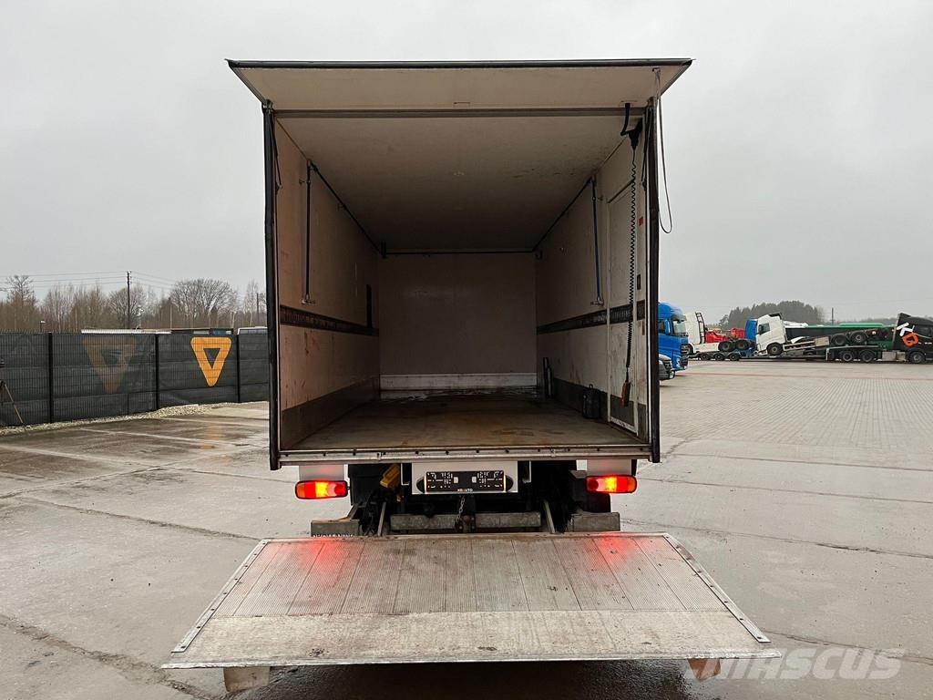 Renault D 7.5 4x2 ONLY 34247 km ! / BOX L=6309 mm Camiones caja cerrada