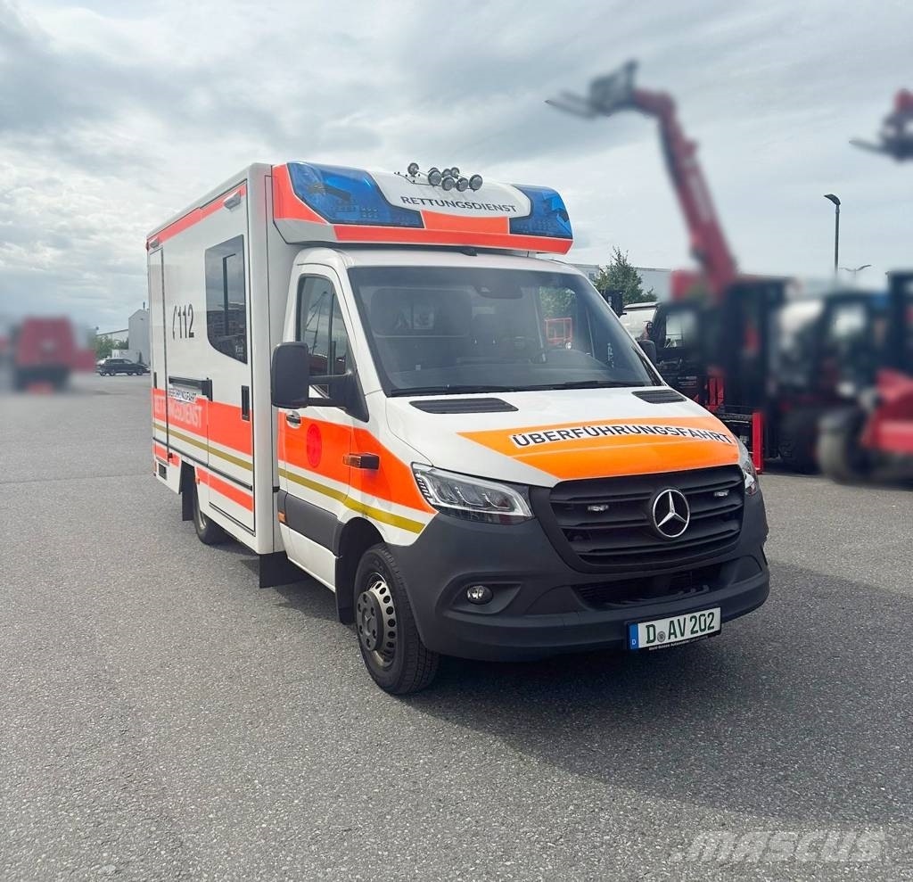 Mercedes-Benz Sprinter Rettungswagen Ambulanslar