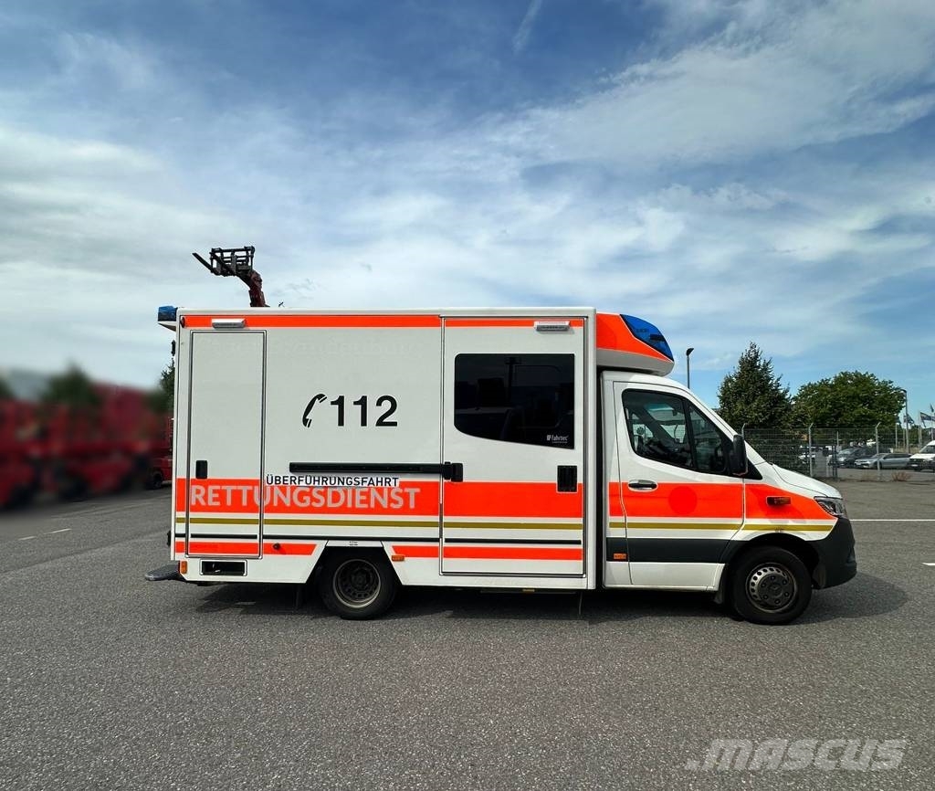 Mercedes-Benz Sprinter Rettungswagen Ambulanslar
