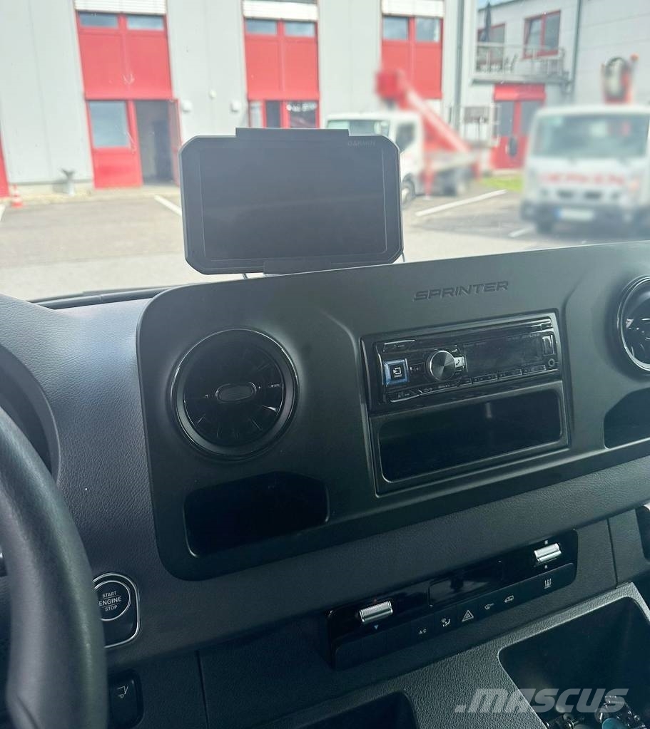 Mercedes-Benz Sprinter Rettungswagen Ambulanslar