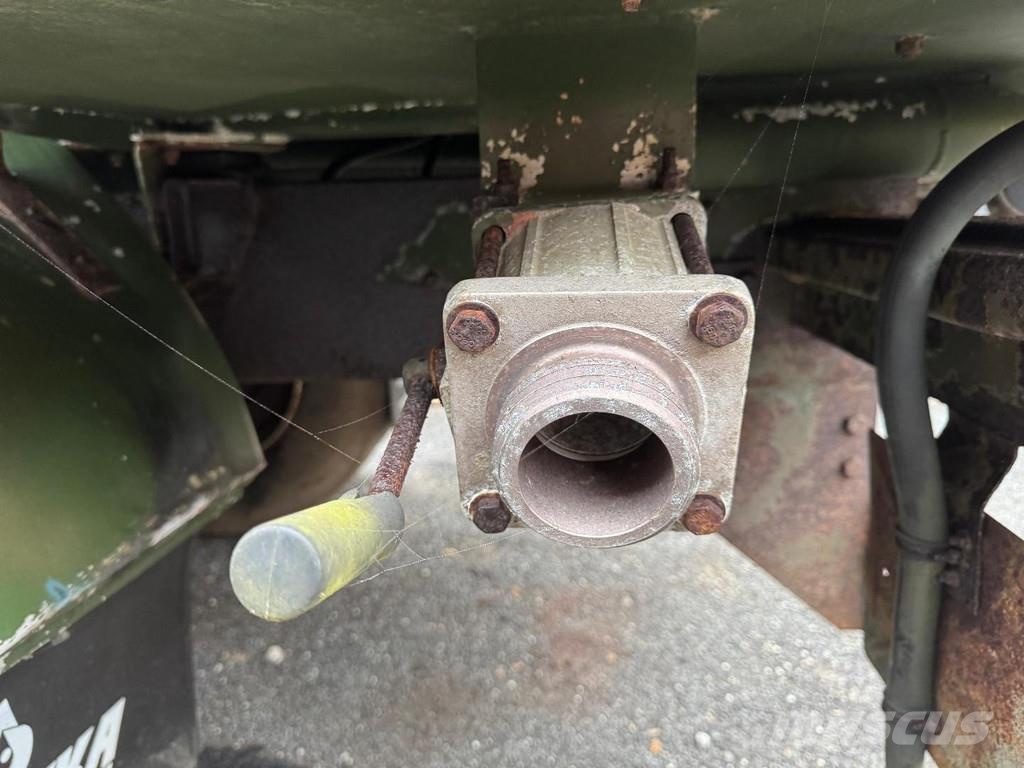 Volvo N10 6X4 Robson-Drive + TANK 14.000 LITER Ostali kamioni