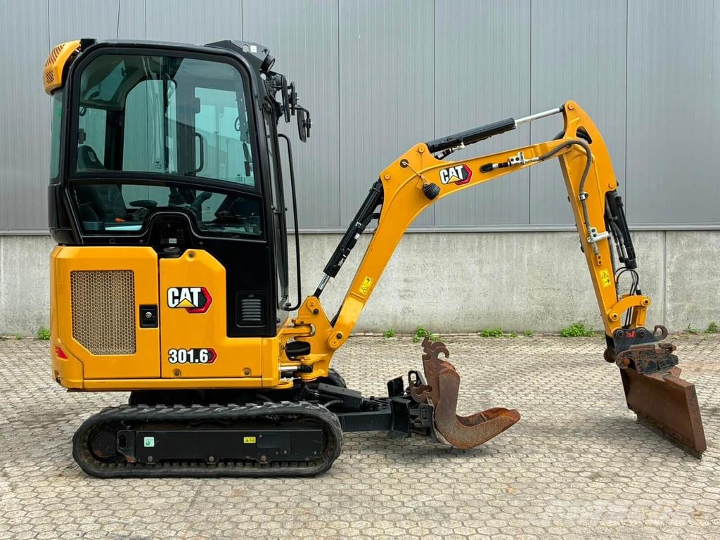 CAT 301.6-05 Mini bageri <7t