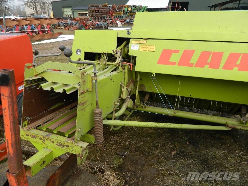CLAAS Markant 50 Πρέσες τετράγωνων δεμάτων