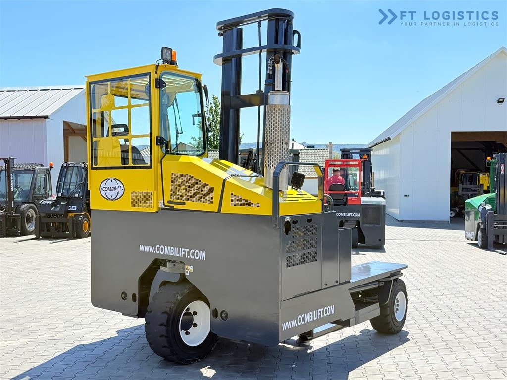 Combilift C5000XL / DUPLEX 4500MM / FREE-LIFT / POSITIONER / 4-way reach truck