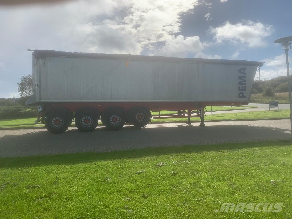 Kell-berg Trailer Bulker Open 62 M3 Capacity in Li Savivartės puspriekabės