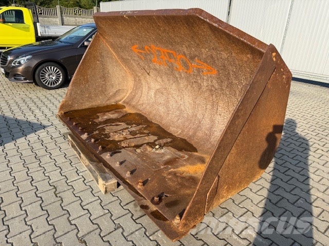 CASE 821 C USED BUCKET Кофи