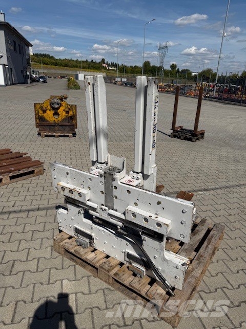 Linde USED FORKS 4 Horquillas