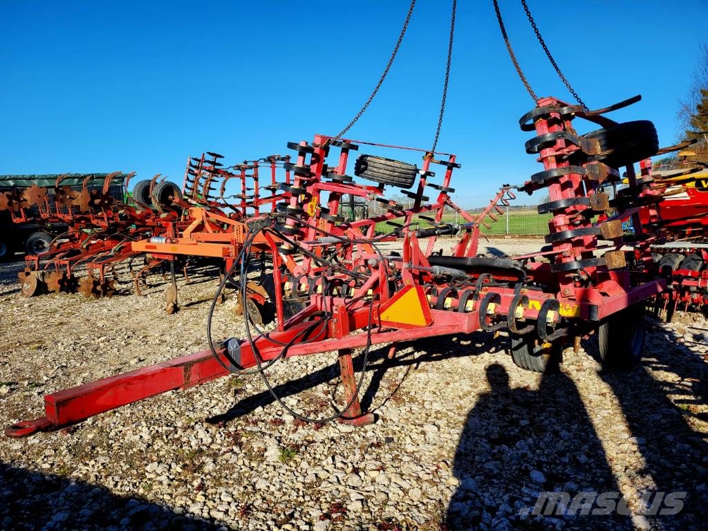 Väderstad NZF 450 Gradas