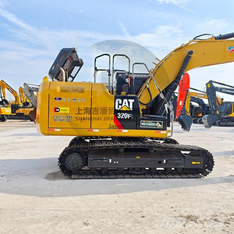 CAT 320 F Bagri goseničarji