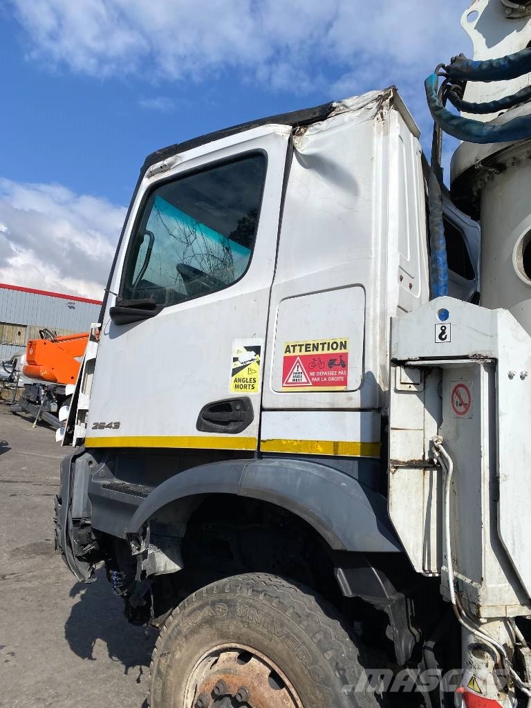 Mercedes-Benz AROCS 2643 6x4/SERMAC 5Z36 1er Main endommagée Betonpomptrucks