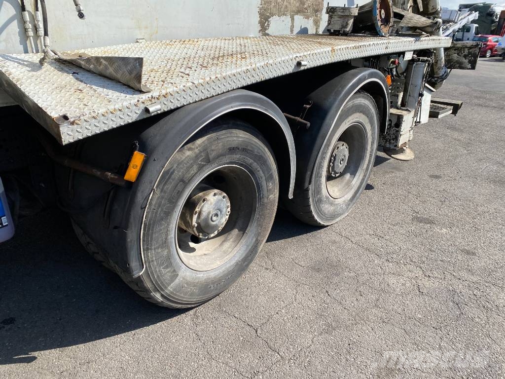 Mercedes-Benz AROCS 2643 6x4/SERMAC 5Z36 1er Main endommagée Betonpomptrucks