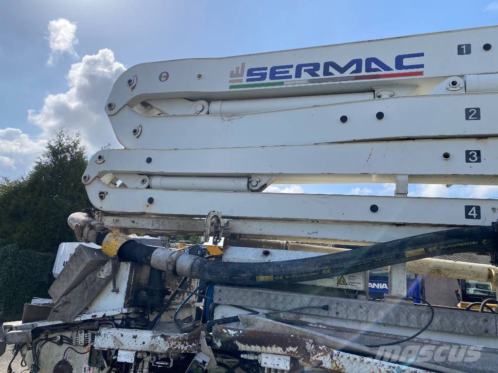 Mercedes-Benz AROCS 2643 6x4/SERMAC 5Z36 1er Main endommagée Betonpomptrucks