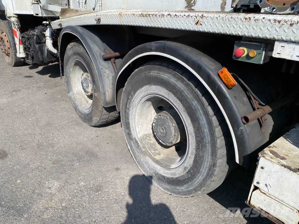 Mercedes-Benz AROCS 2643 6x4/SERMAC 5Z36 1er Main endommagée Betonpomptrucks