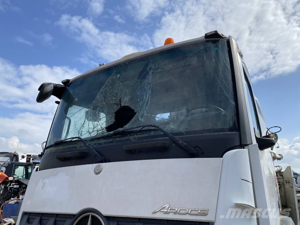 Mercedes-Benz AROCS 2643 6x4/SERMAC 5Z36 1er Main endommagée Betonpomptrucks
