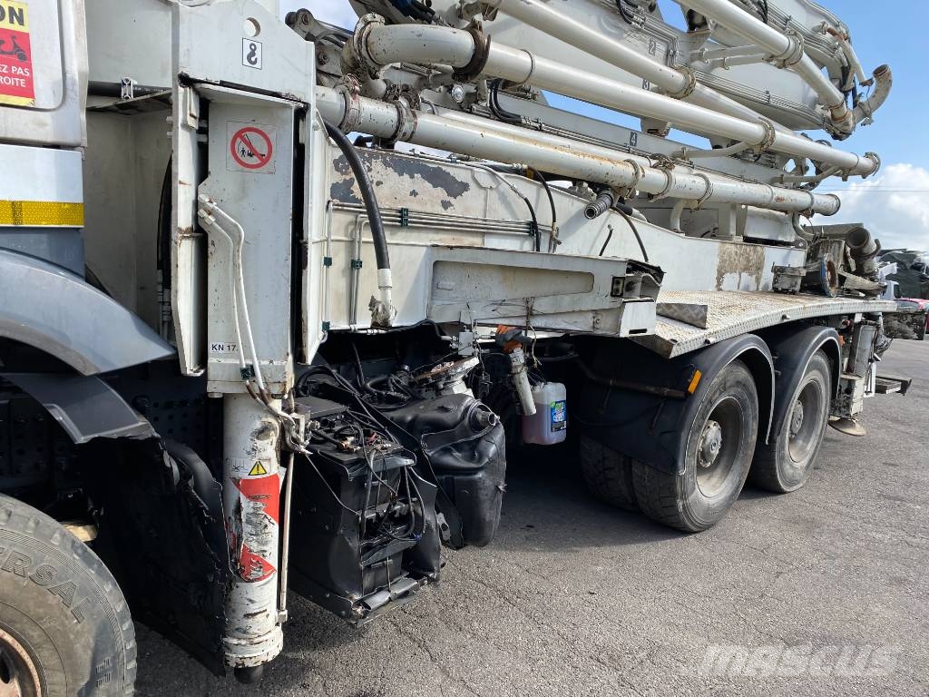 Mercedes-Benz AROCS 2643 6x4/SERMAC 5Z36 1er Main endommagée Betonpomptrucks