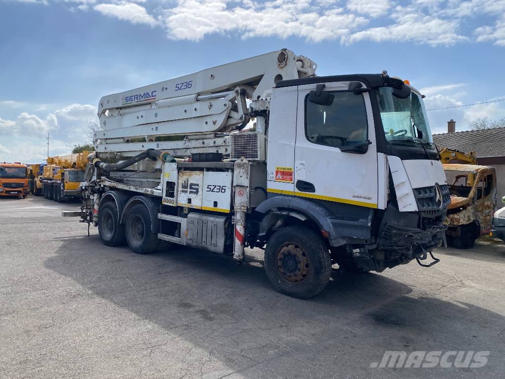 Mercedes-Benz AROCS 2643 6x4/SERMAC 5Z36 1er Main endommagée Betonpomptrucks