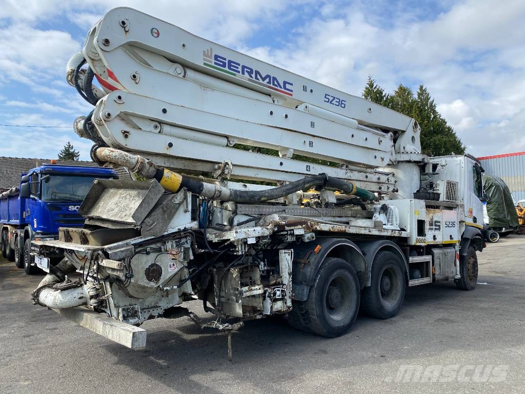 Mercedes-Benz AROCS 2643 6x4/SERMAC 5Z36 1er Main endommagée Betonpomptrucks