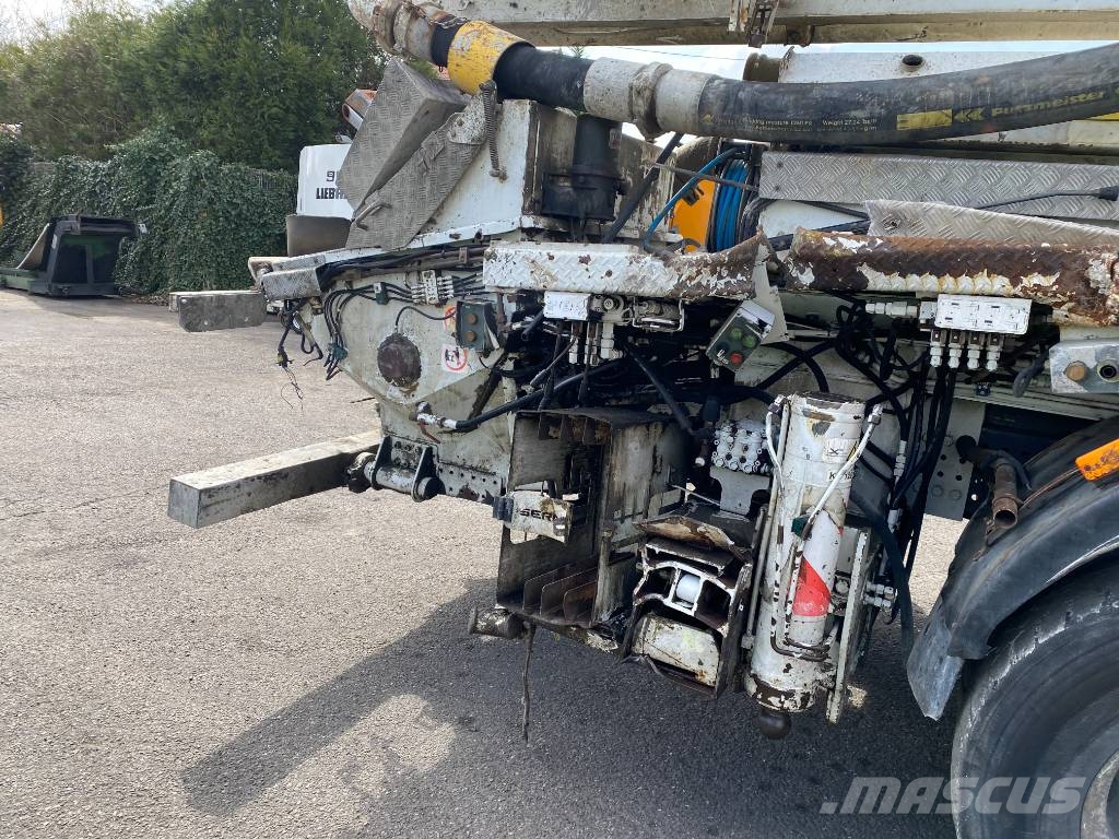 Mercedes-Benz AROCS 2643 6x4/SERMAC 5Z36 1er Main endommagée Betonpomptrucks