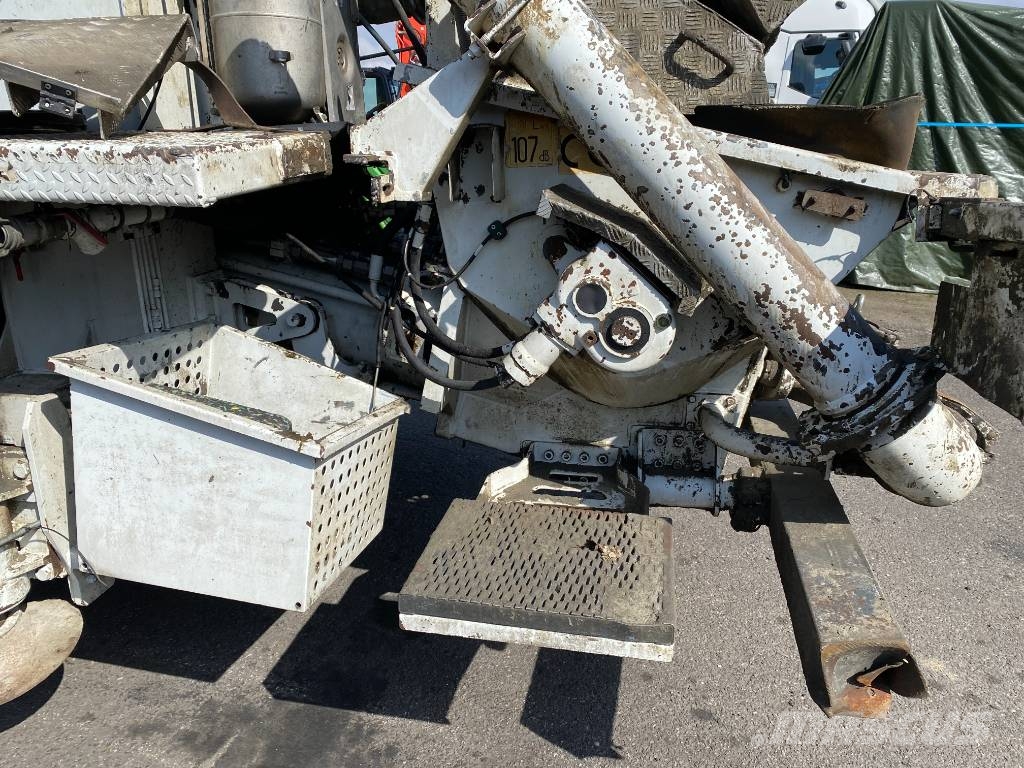 Mercedes-Benz AROCS 2643 6x4/SERMAC 5Z36 1er Main endommagée Betonpomptrucks
