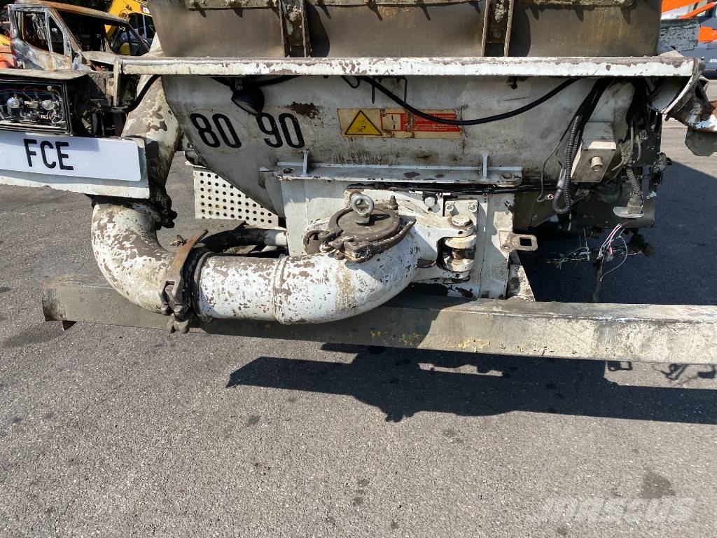 Mercedes-Benz AROCS 2643 6x4/SERMAC 5Z36 1er Main endommagée Betonpomptrucks