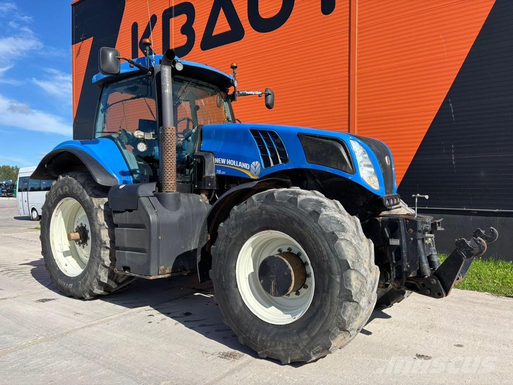 New Holland T8.330 Traktoren