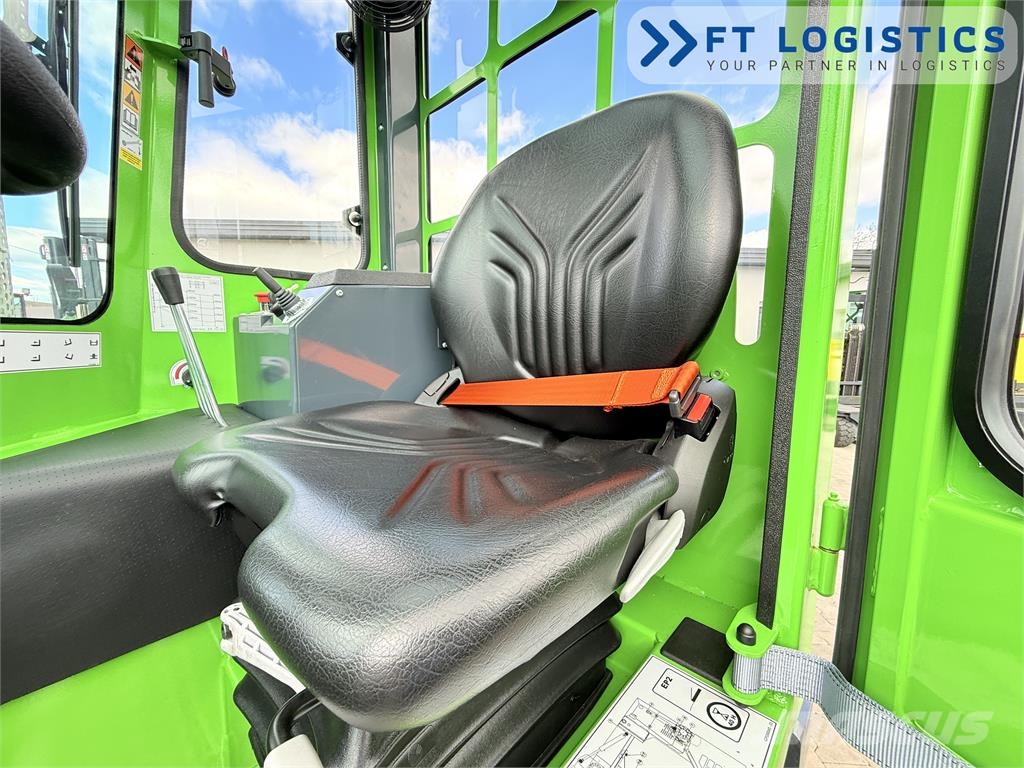 Combilift C3000 | DIESEL | TRIPLEX 5952 | WIDE FORK POSITION شاحنة المناولة رباعية الاتجاهات
