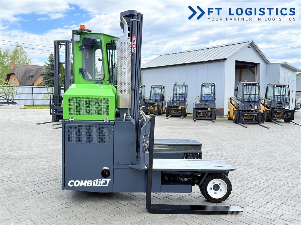 Combilift C3000 | DIESEL | TRIPLEX 5952 | WIDE FORK POSITION Four-way truck