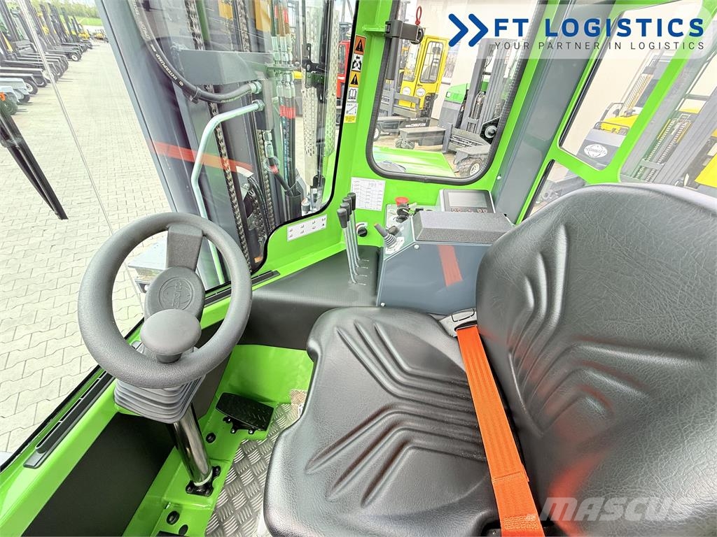Combilift C3000 | DIESEL | TRIPLEX 5952 | WIDE FORK POSITION شاحنة المناولة رباعية الاتجاهات