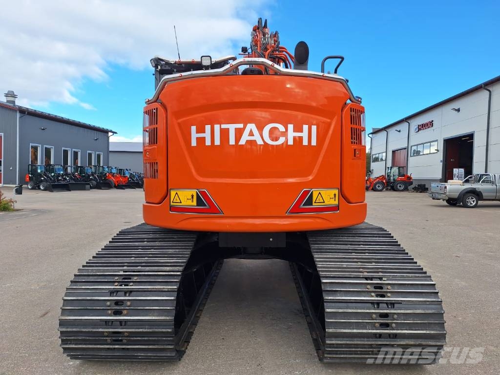 Hitachi ZX135USL-7 JATKETTU SUOALUSTA PUSKULEVYLLÄ 履带挖掘机